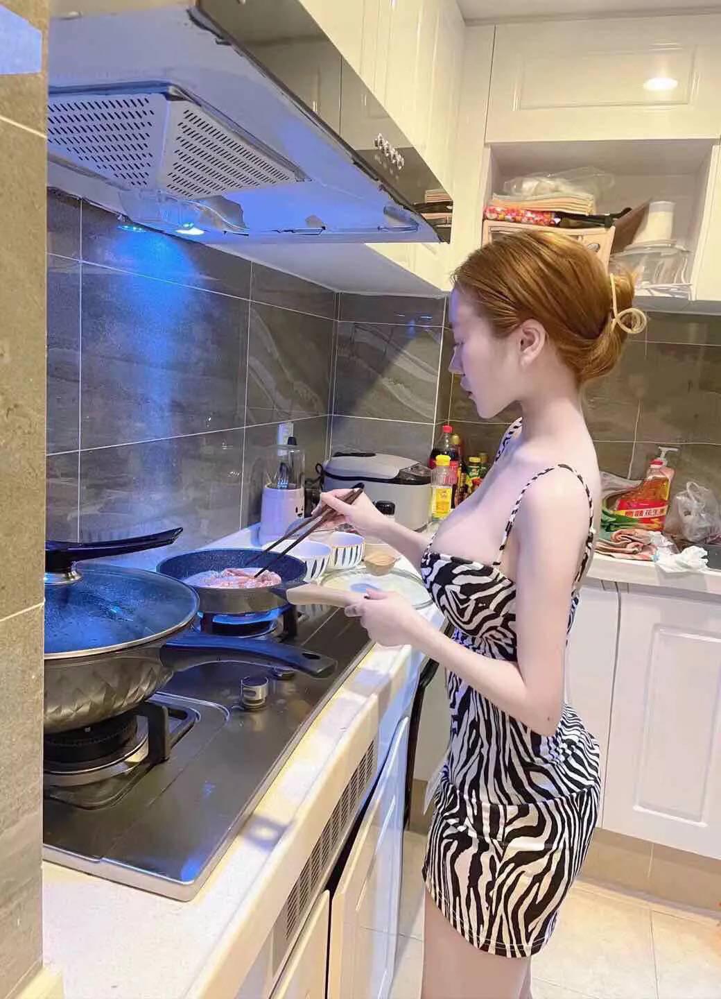 沐足js的疯狂，17cm亲测